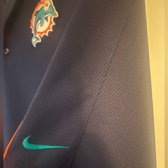 Men’s Miami Dolphins Polo - Picture 6 of 7